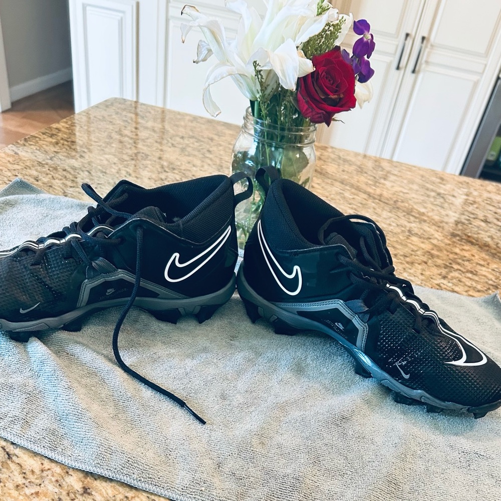 Nike Football Cleats. All Turf -versatile